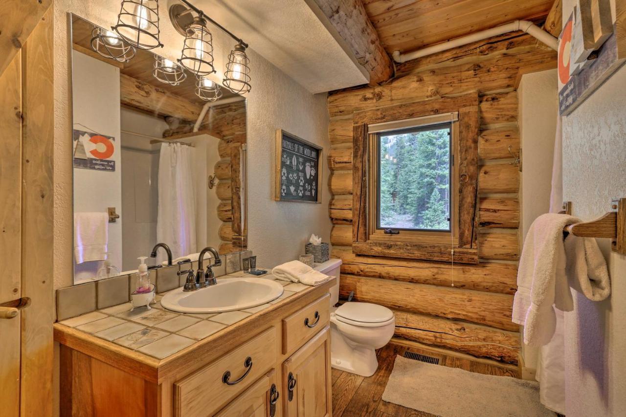 Cozy Breckenridge Cabin With Deck, 8 Mi To Gondola Eksteriør billede