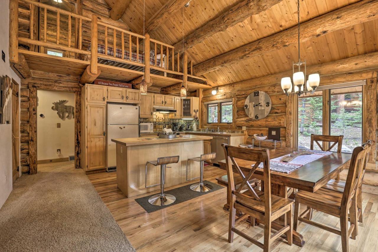 Cozy Breckenridge Cabin With Deck, 8 Mi To Gondola Eksteriør billede